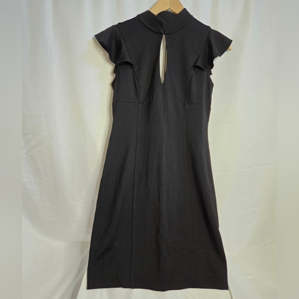 ✨ Bebe Black Keyhole Flutter Sleeve Dress – Size Medium ✨